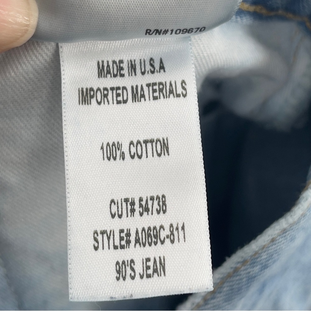 AGOLDE 90's Mid Rise Loose Fit Jeans in Fall Out - Picture 13 of 14